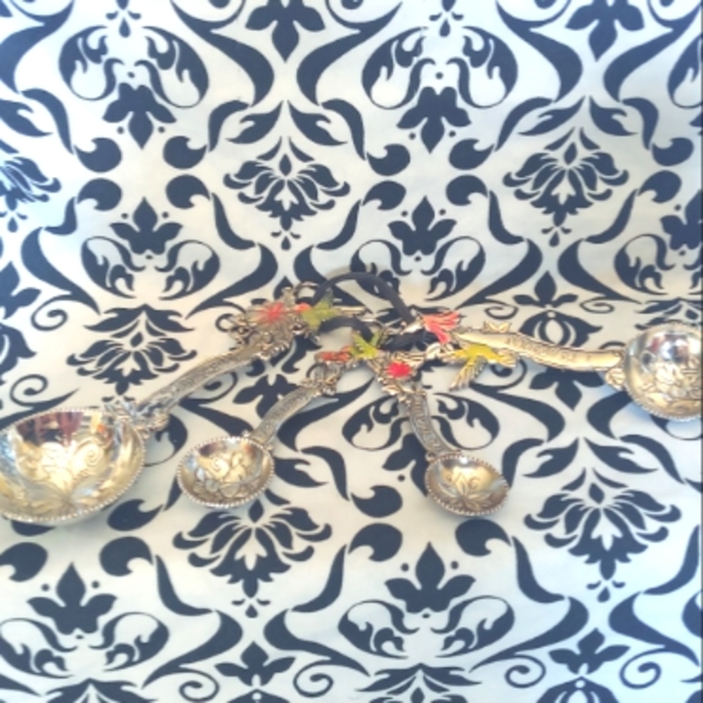 Ganz Hummingbird Measuring Spoons.